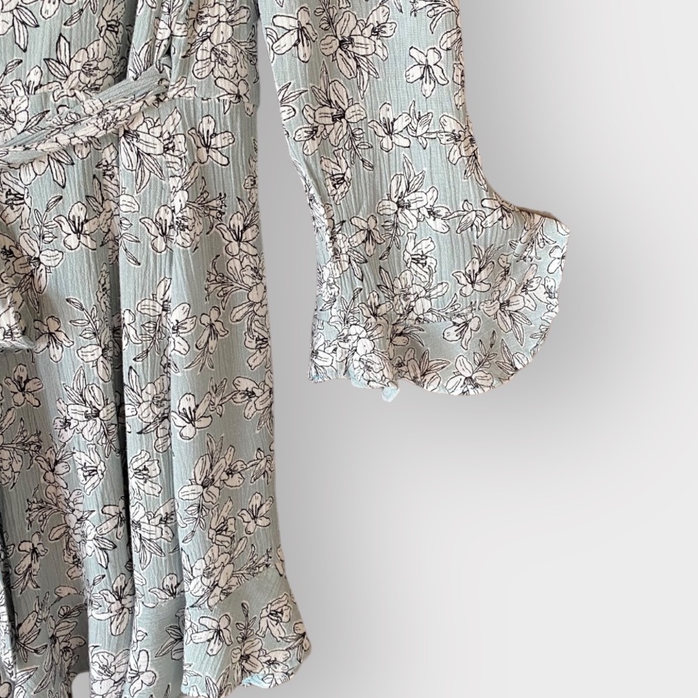 Entro Bohemian Mint Green Floral Ruffled Keyhole Jumper Dress Great Condition - Picture 8 of 12